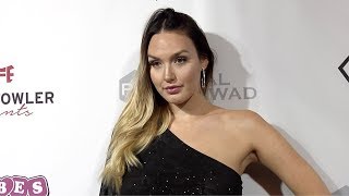 Jules Liesl 2018 Babes In Toyland Holiday Toy Drive Red Carpet