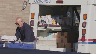 Amazon reaches tentative delivery deal with USPS