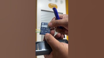 Izymo transmitter. Somfy io technoogy