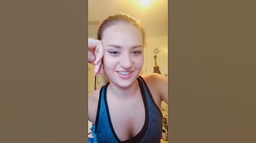 Tutorial on how to thread your own eyebrows.