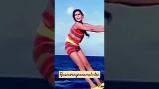 Download Lagu Aye Sagar Ki Lehron #shots #shortsfeed #bollywood #puraanegaane #evergreensongs MP3