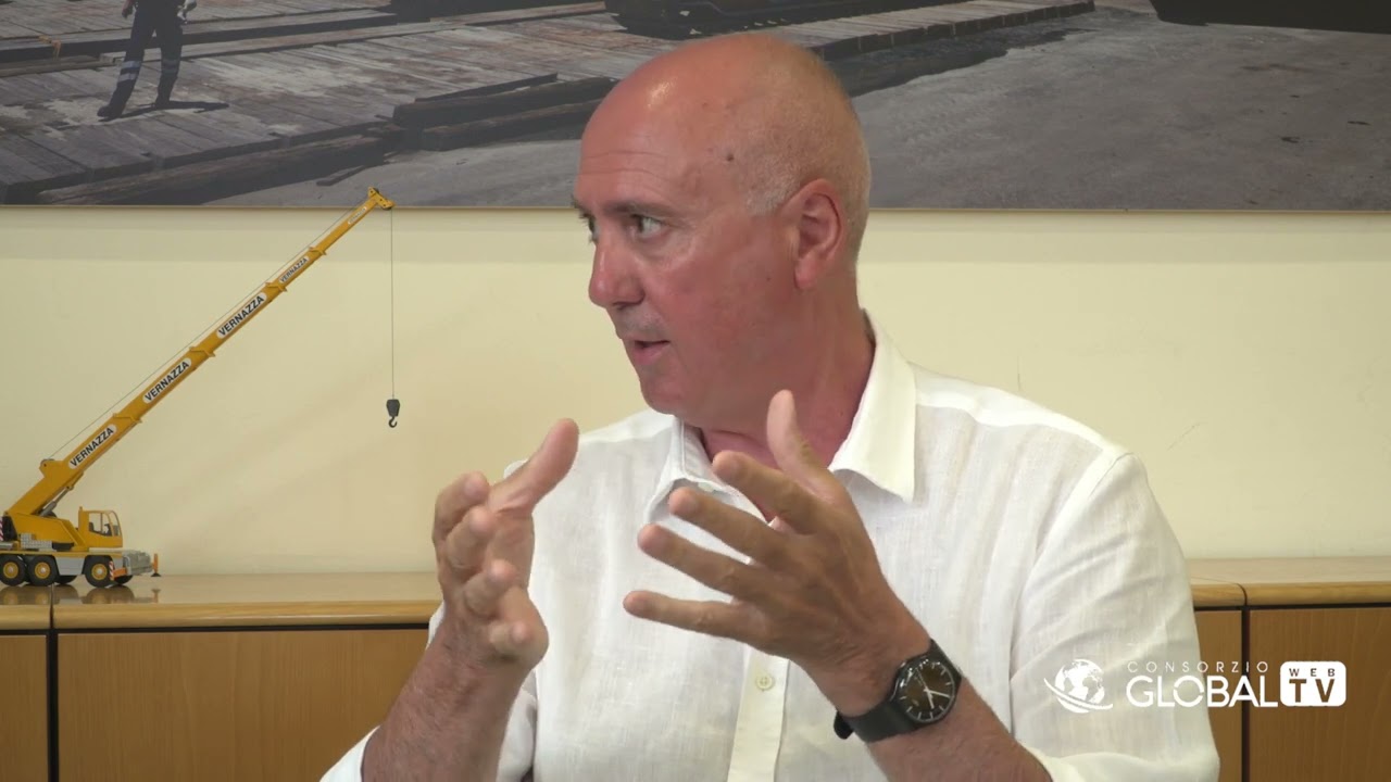 Vernazza Autogru: alla scoperta dell'azienda con l'amministratore Diego Vernazza