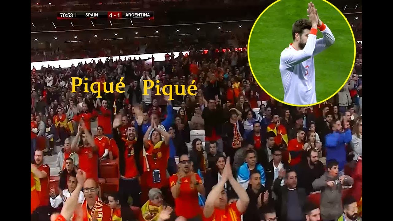 This is what the Madrid fans did in the moment of Piqué's change / Spain Vs Argentina