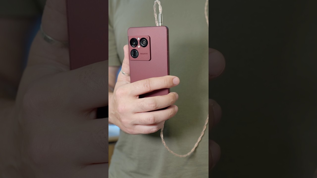 3 Reasons to Pick - Sony Xperia 1 VIII over iPhone 17 Pro #xperia1viii #shorts #iphone17pro