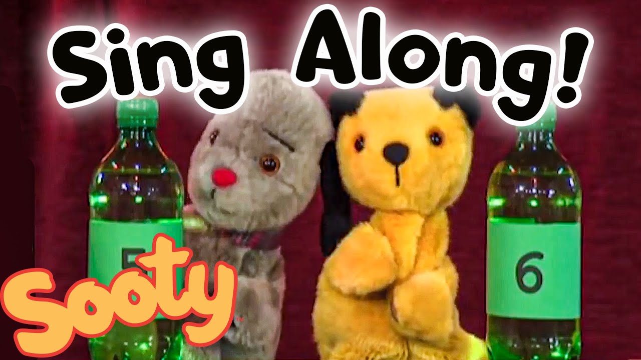 Sooty Sing Along! - 10 Green Bottles 🎶 | Nursery Rhymes | The Sooty Show