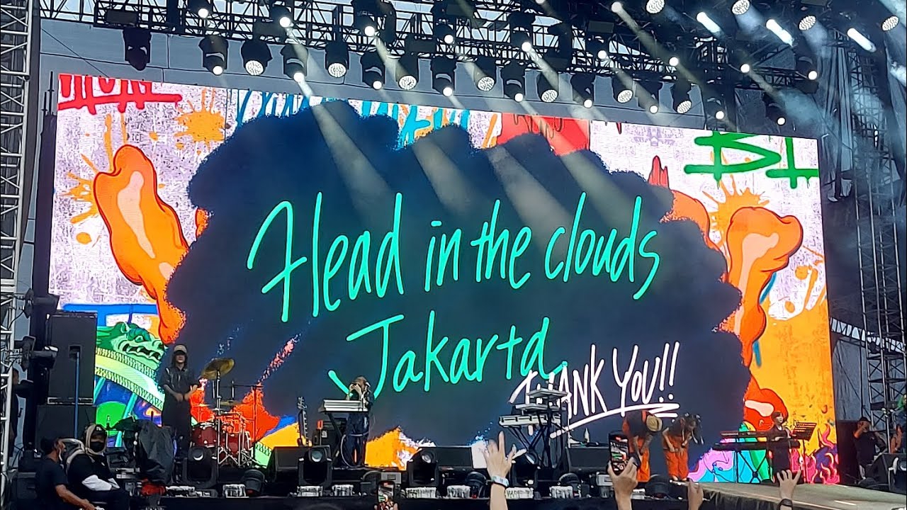 Fancam The first time performed YOASOBI Live in HITCH jakarta 2022 YouTube