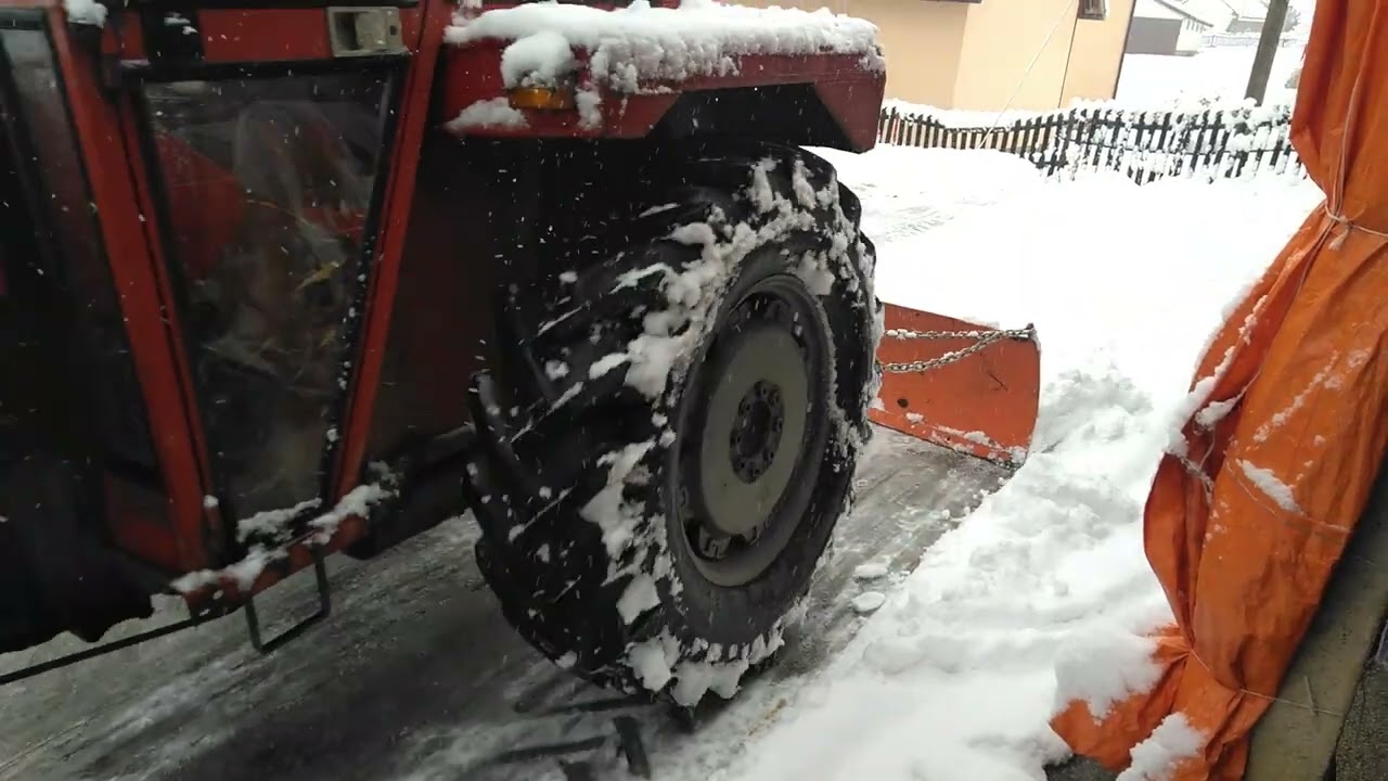 ČIŠCENJE SNEGA SA IMT 560 2023