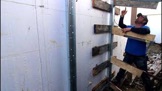 ICF Construction : How to Brace a T-wall in ICF