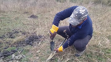 Geomorphology - Edelman auger usage for soil sampling