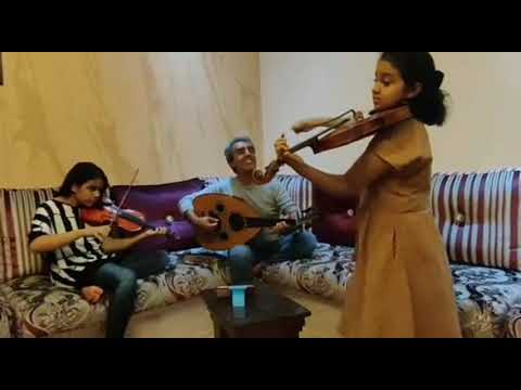 من اللحظات الجميلة مع بناتي ياسمين وردينه في بروفه على حسب وداد قلبي