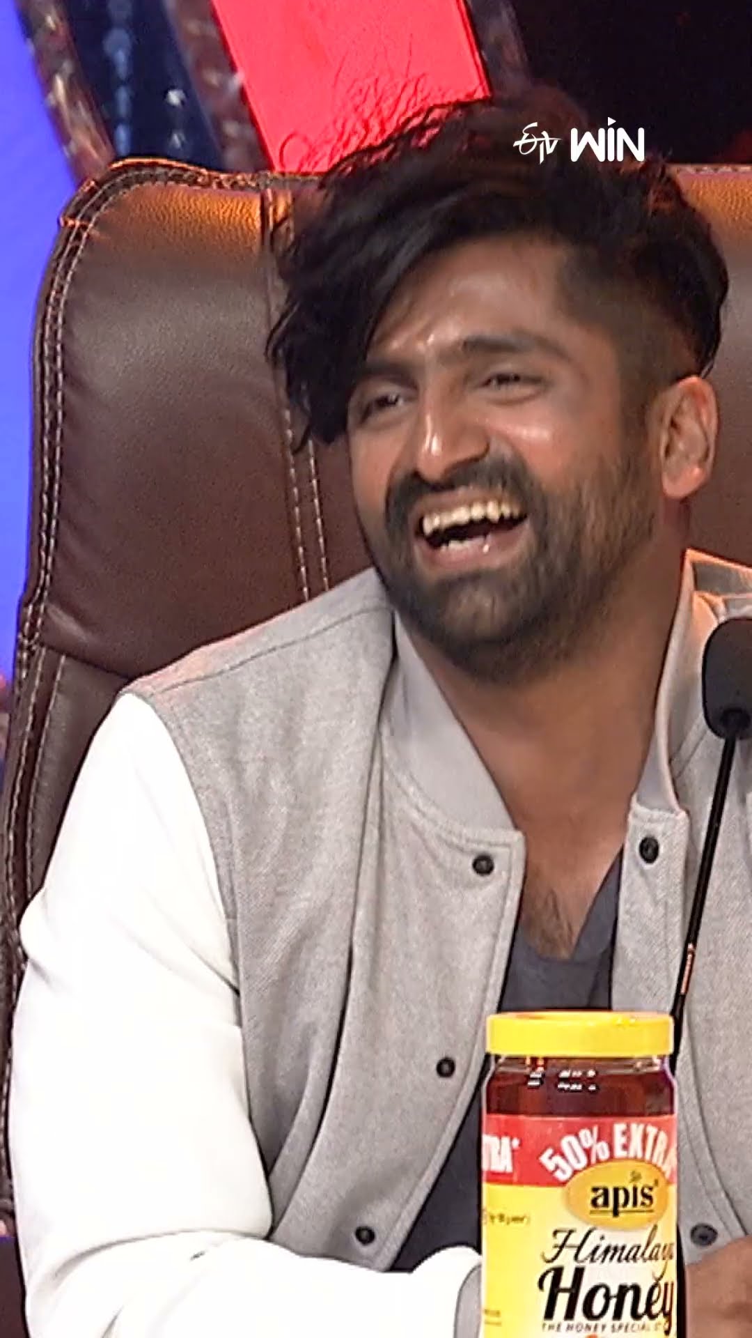 #shorts -టెన్షన్స్ లేకుండా ఇలా బ్యాచిలర్ లా ఉండిపోవాలంటున్న ప్రదీప్.! #dhee #comedy #sudheer #rashmi