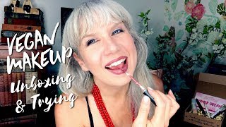 Unboxing + Trying Cruelty Free Vegan Makeup: