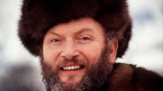 Ivan Rebroff sings Russian folk songs - 26. Happiness