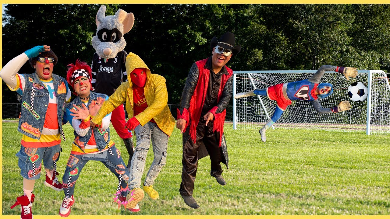 APRENDEMOS A JUGAR FUTBOL |@RamitoyGorditoHITOS y ​@ManitoyMaskarinTV