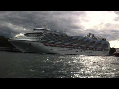 Visite de Fjäderholmarna + retour Stockholm en bateau.