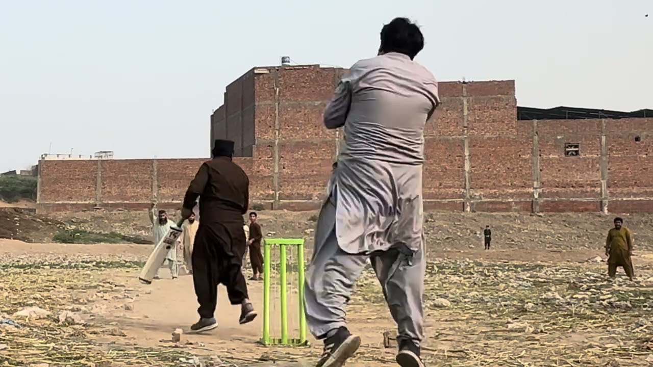 ارشد خان کے ہاتھوں ظاہرشاہ خان کیپر کیچ آؤٹ 