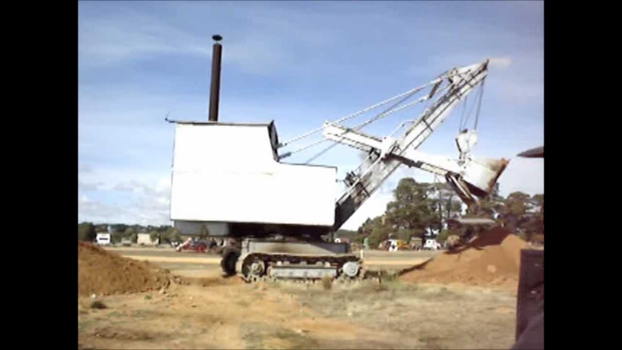 Old Steam Shovel working at lake goldsmith steam rally YouTube