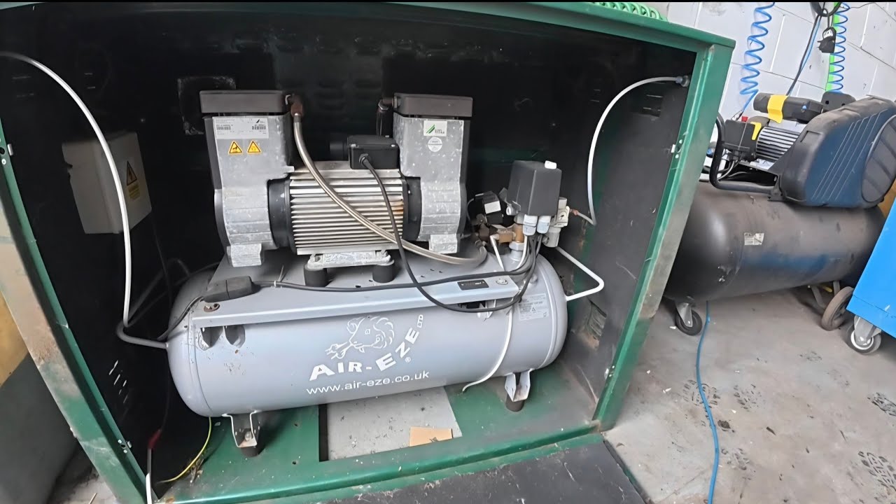 Разбираю свой воздушный компрессор и собираю металлолом.