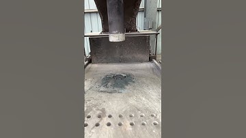 Hot iron block press machine. iron block making machine. coco peat block machine.