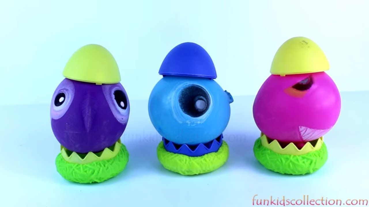 Mashems Hatchems Crack Hatch Squishy Surprise Chicks with Wigs