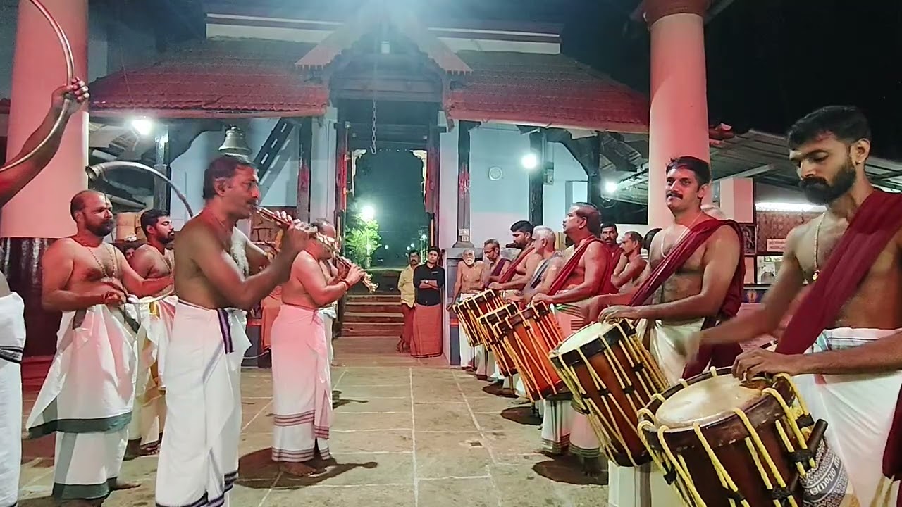 പത്താമുദയം മേളം : പെരുവനം സതീശൻ മാരാർ @ ചക്കംകുളങ്ങര ശ്രീ ധർമ്മശാസ്താ ക്ഷേത്രം.