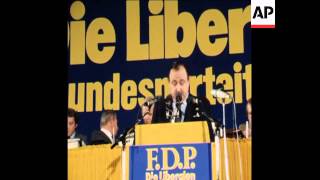 SYND 19 11 76 OPENING OF FDP CONGRESS BY GENSCHER