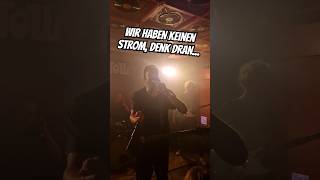 Wie HEISSKALT buchstäblich das MOLOTOW KAPUTT rockten!! #reeperbahn #festival @Heisskaltmusik