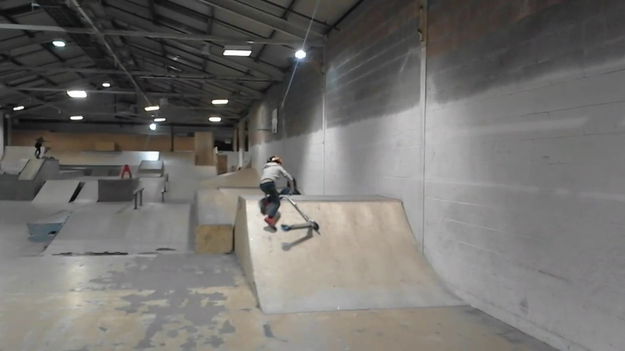 Ashmore skate park/trick