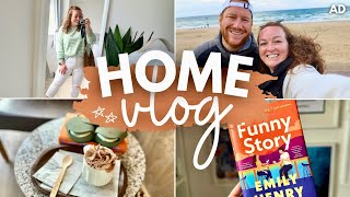 HOME VLOG! 🏡 having a 'me day', solo shopping, reading date, beach walk & skincare update 📚 AD