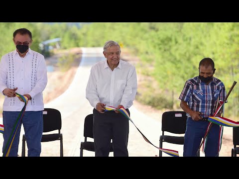 Inauguración del camino rural Santiago Nejapilla, desde Oaxaca