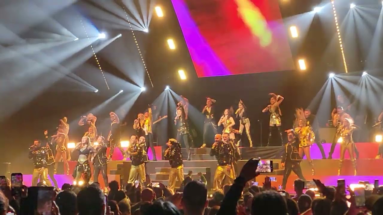 La Calle De Las Sirenas - Kabah 90s Pop Tour Chicago 2024