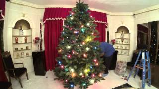2013 Elvis Presley's Christmas Tree Time Lapse chords