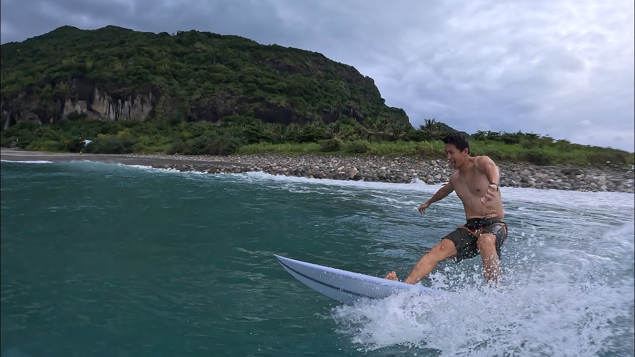 解鎖浪點 RAW POV | 台東 衝浪 Taiwan Taitung Surf - YouTube