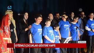 Oti̇zmli̇ Çocuklar Gösteri̇ Yapti