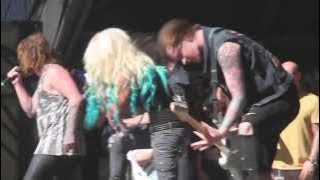 Asking Alexandria with Heidi Shephard/Butcher Babies playing Final Episode at Aftershock on the 15th