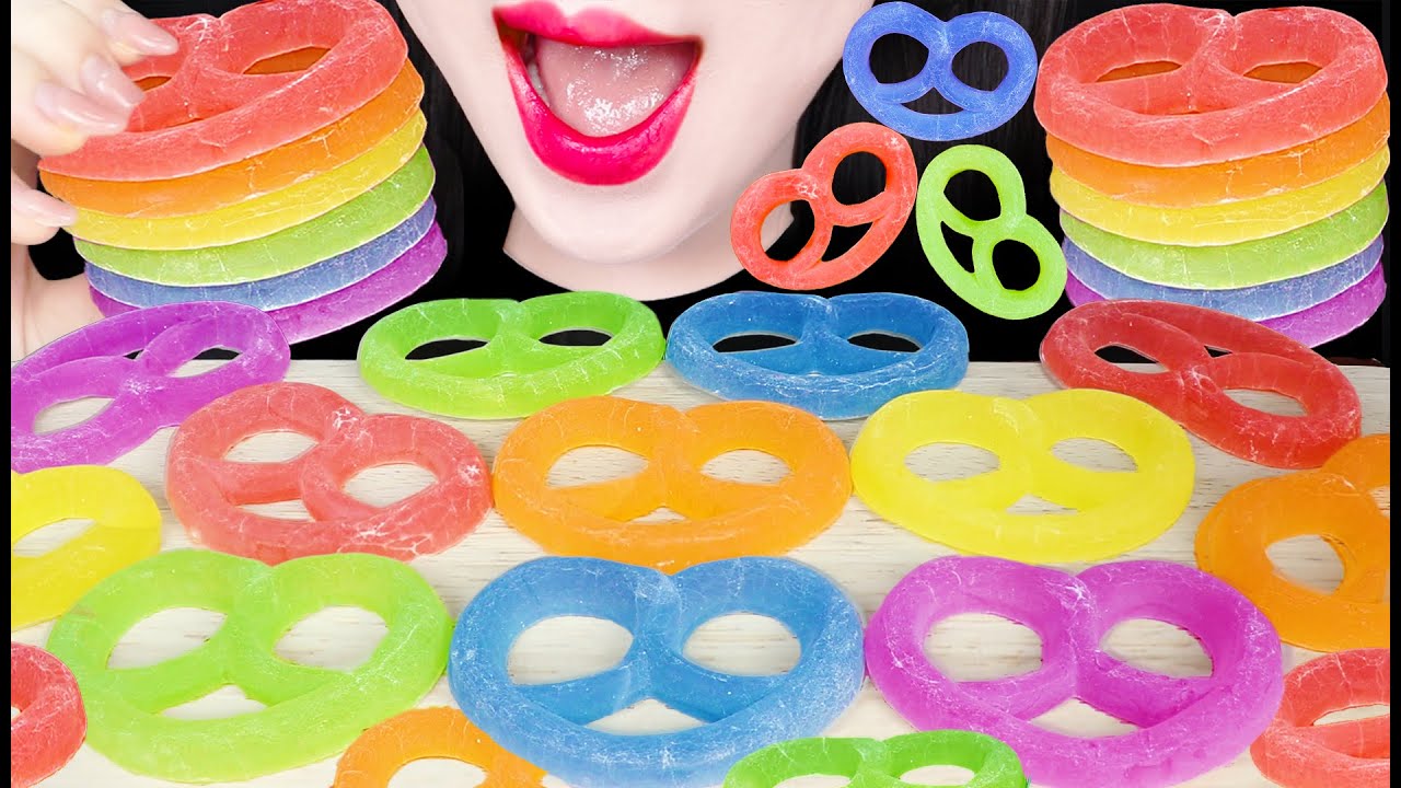 ASMR GUMMY PRETZEL 구미첼 グミッツェルを食べる 먹방 MUKBANG