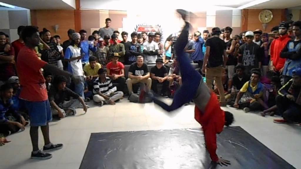 Bboy NeverMind vs Bboy Flying Machine