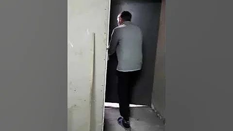 Случай на работе, поймал белочку от алкоголя. Смотрите видео!
