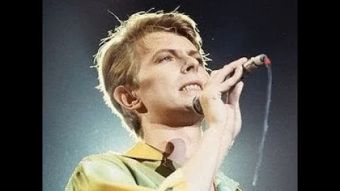 David Bowie Sings The Beatles  - Julia