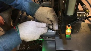 How to operate FEDA automatic lathe machine FD-300-2A   06