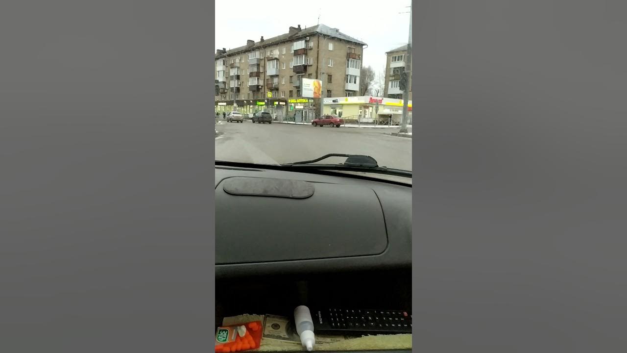 как развернуться вне перекрестка