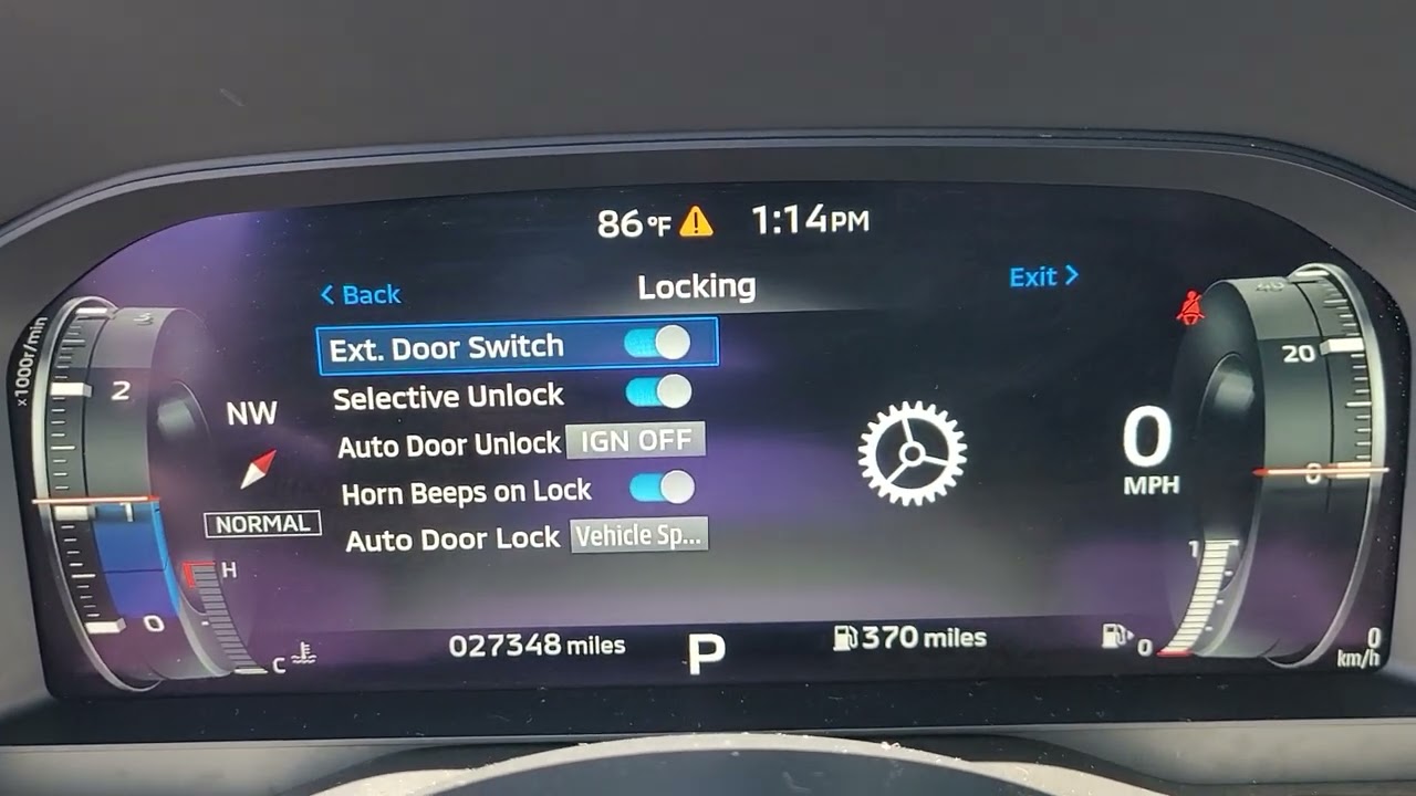 2022 Mitsubishi Outlander passenger wont unlock.