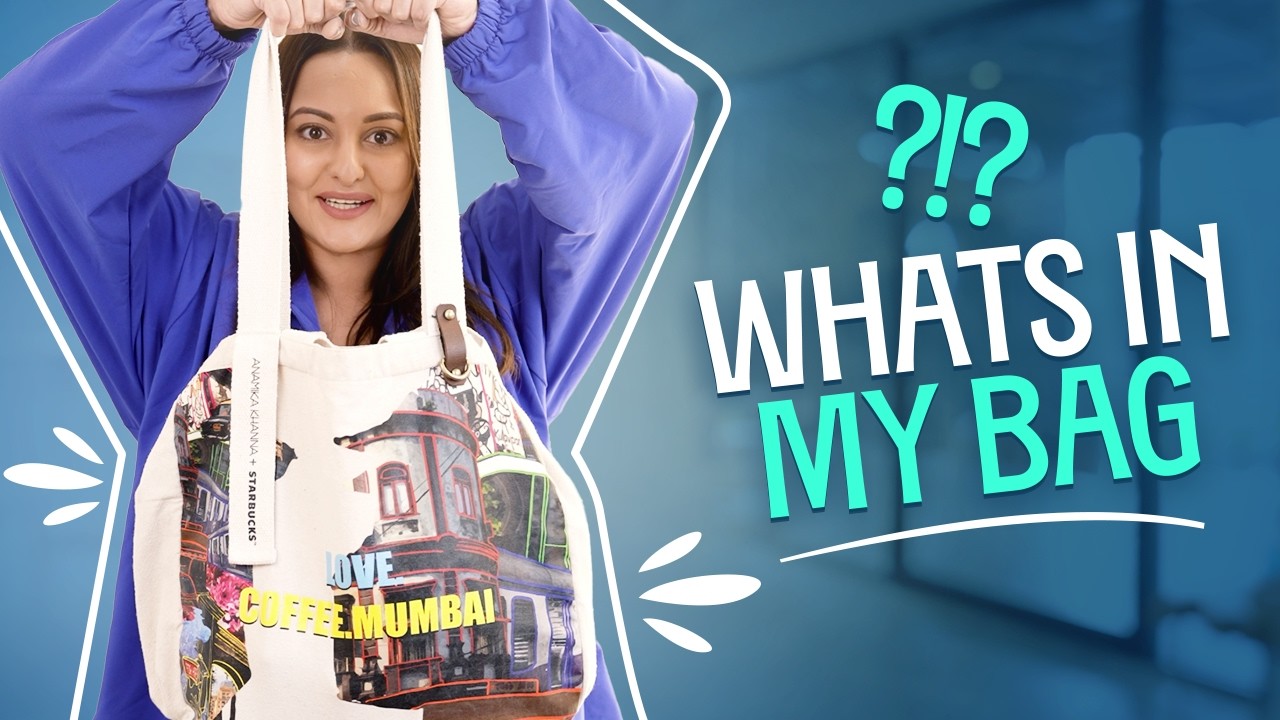 FINALLY you get to see whats in my BAG!