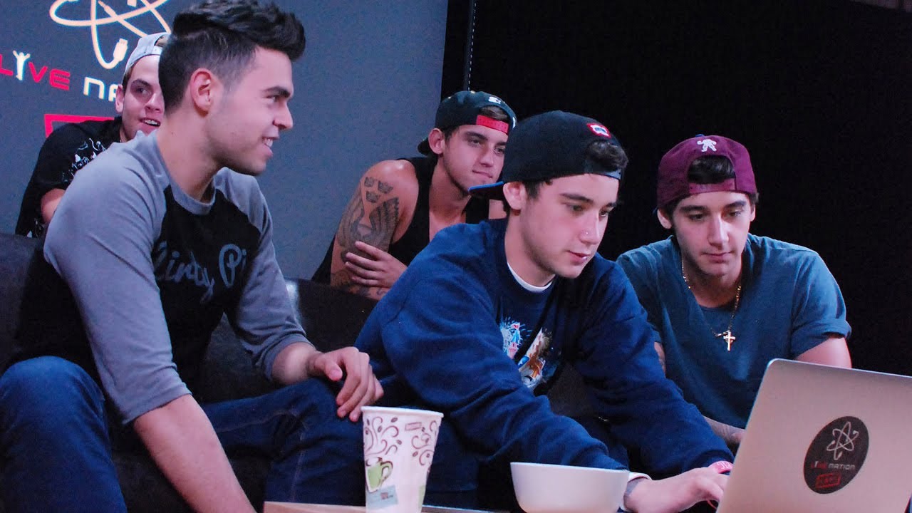 The Janoskians hit reddit!