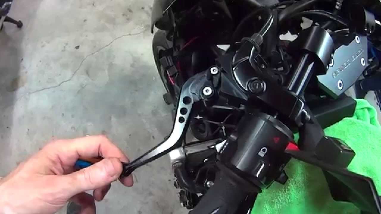 Motorcycle Tech Tips: Cable Lubing 