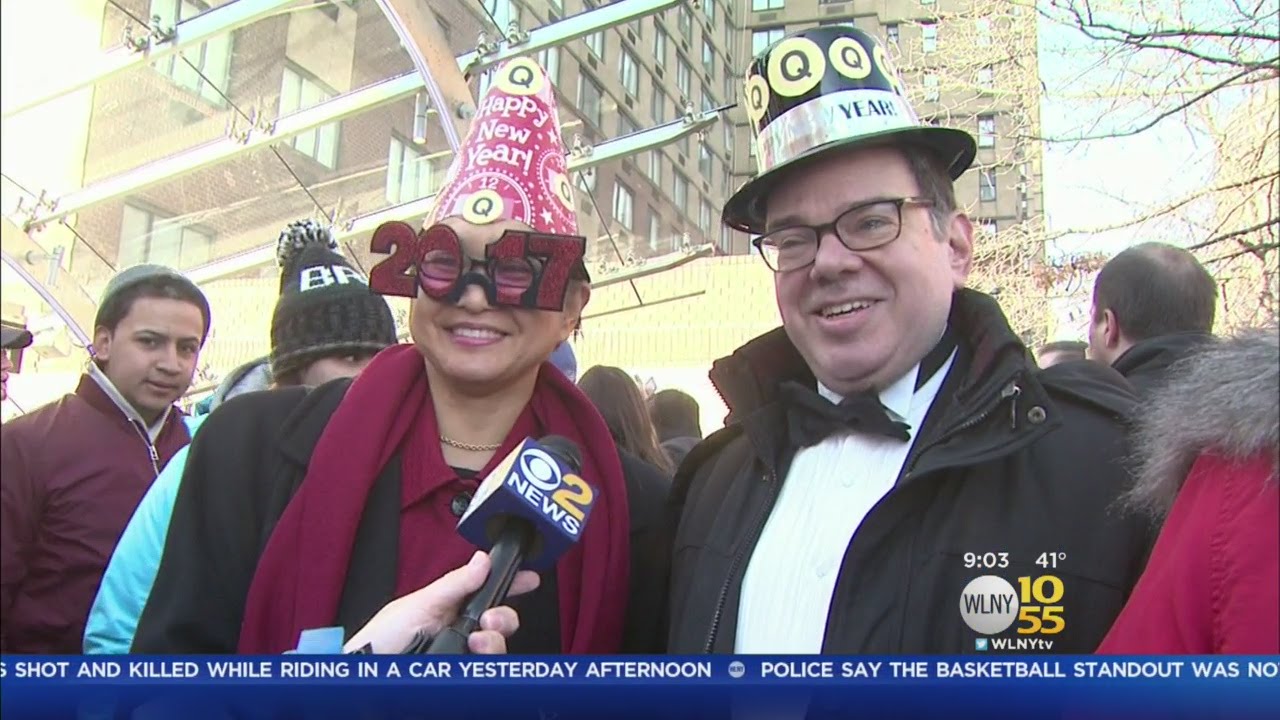 Crowds Flock To Debut Of Second Avenue Subway