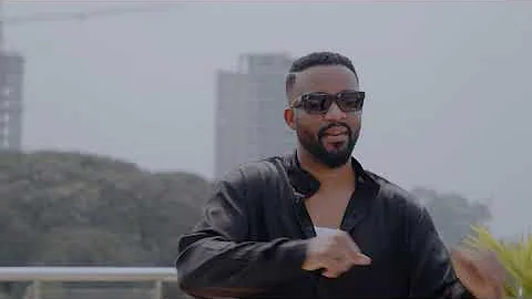 Bozi Boziana ft Fally Ipupa  - Black La Belle (Clip officiel)