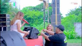 AURA MUSIC - POTRET TUA - AVIS NICKY - ANNIVERSARY 1TH MAHKOTA CAFE - LOVE IN BANDENGAN