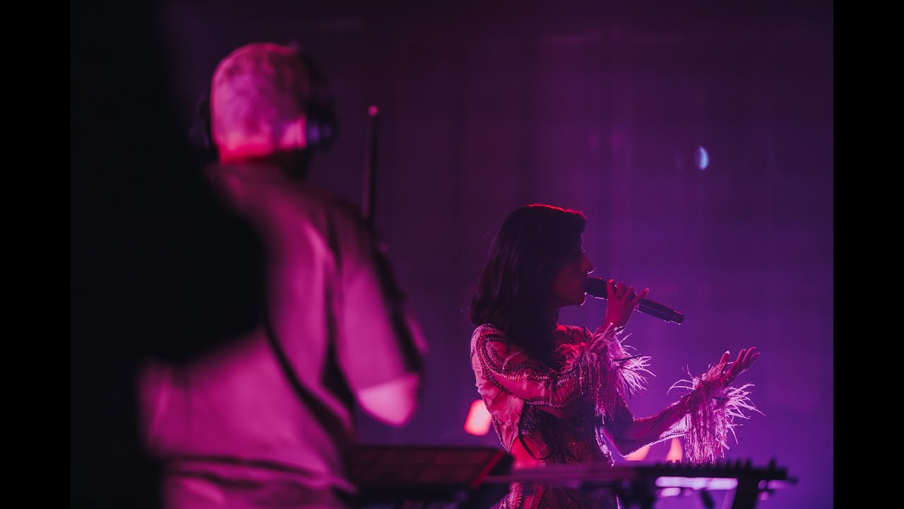 Branko com Ana Moura e Conan Osiris - Vinte Vinte | Eléctrico | Antena 3 Branko com Ana Moura e Conan Osiris - Vinte Vinte | Eléctrico | Antena 3