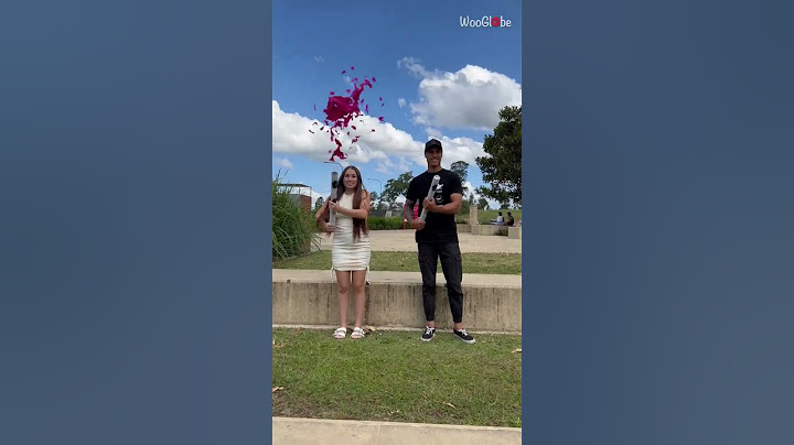 Couple has wholesome reaction to their gender reveal moment *Heartfelt* || WooGlobe